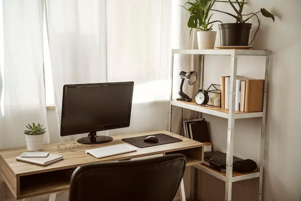 home office jak go zagospodarowac w mieszkaniu