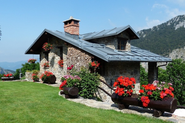 Dom z szambem dwukomorowym