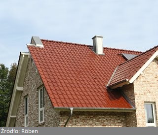 Dach stanowi ważny element budynku, warto zatem dobrze wybrać wszystkie akcesoria dachowe. W szczególności ważny jest dobry kominek wentylacyjny oraz kominek odpowietrzający na pionach kanalizacyjnych. Przydatne są także dachówki wentylacyjne, szczególnie dachówka wentylacyjna z kratką.